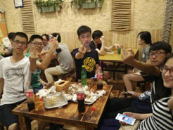 土默特右烧烤加盟,学烧烤技术,开烧烤店多少钱疯狂烤翅加盟